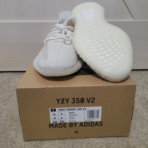 Yeezy Boost 350 V2 Bone - Picture 4 of 4